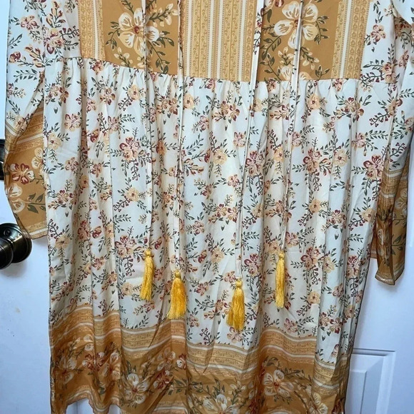 WOMEN’S LONG SLEEVE TOP FLORAL PRINT LIGHTWEIGHT SIZE LARGE - Picture 2 of 12